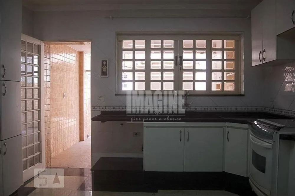 Sobrado, 3 quartos, 200 m² - Foto 1