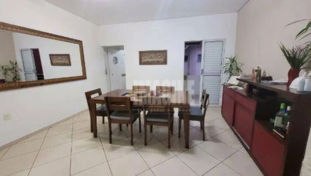 Casa, 4 quartos, 250 m² - Foto 3