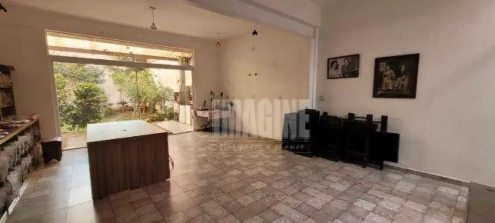 Casa, 4 quartos, 250 m² - Foto 4