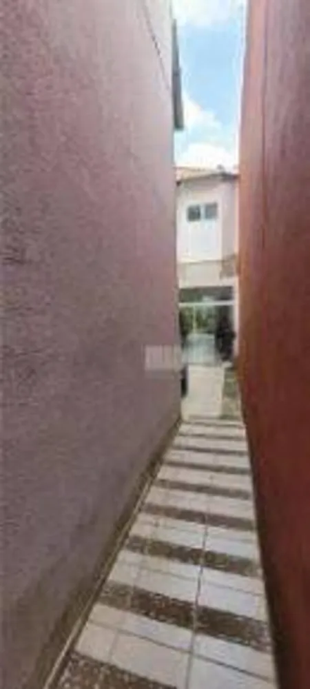 Casa, 4 quartos, 250 m² - Foto 1