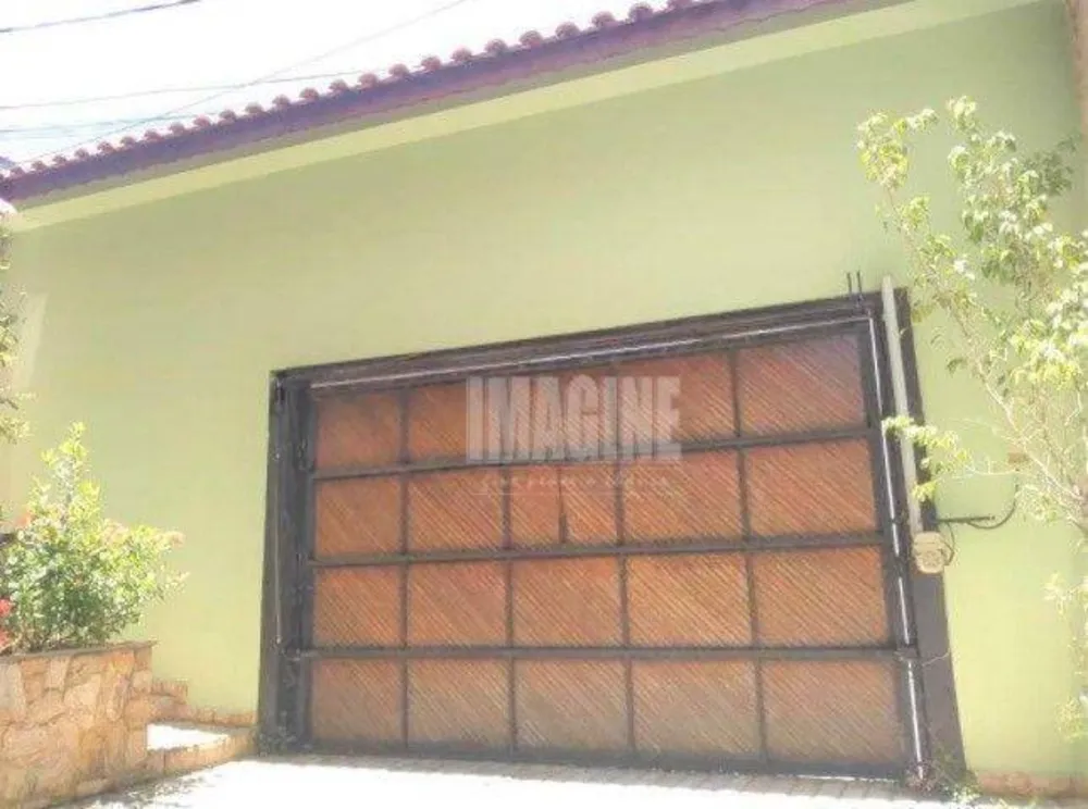 Sobrado, 6 quartos, 250 m² - Foto 1