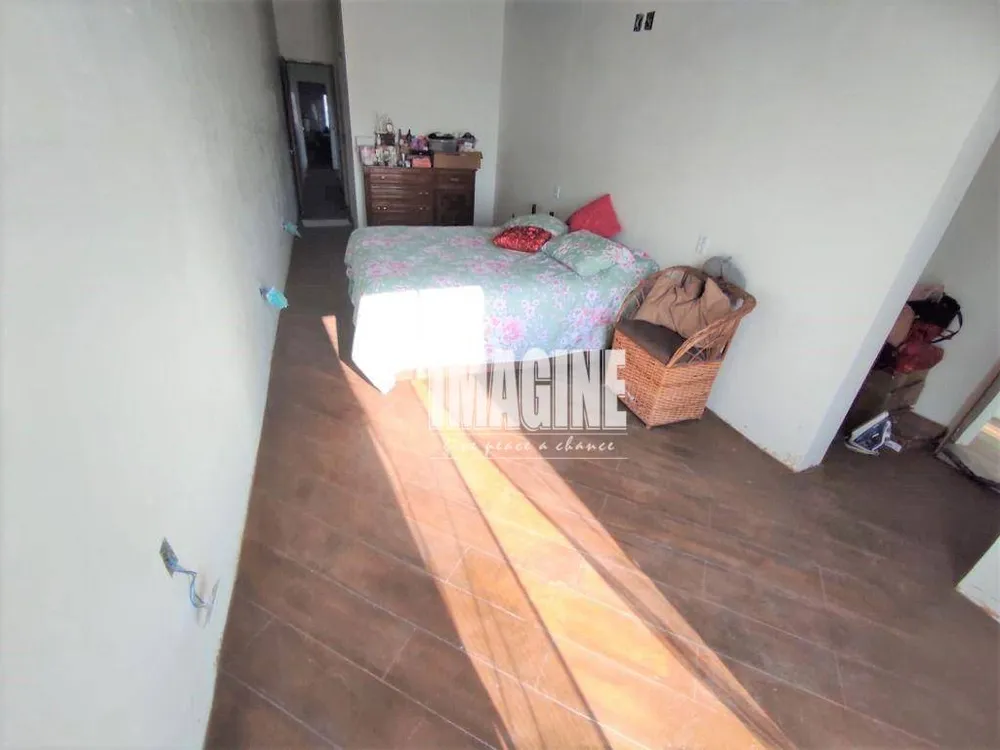 Sobrado, 3 quartos, 246 m² - Foto 2