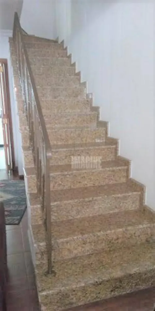 Sobrado, 3 quartos, 240 m² - Foto 3