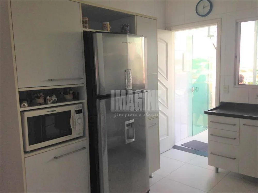 Sobrado, 3 quartos, 210 m² - Foto 2