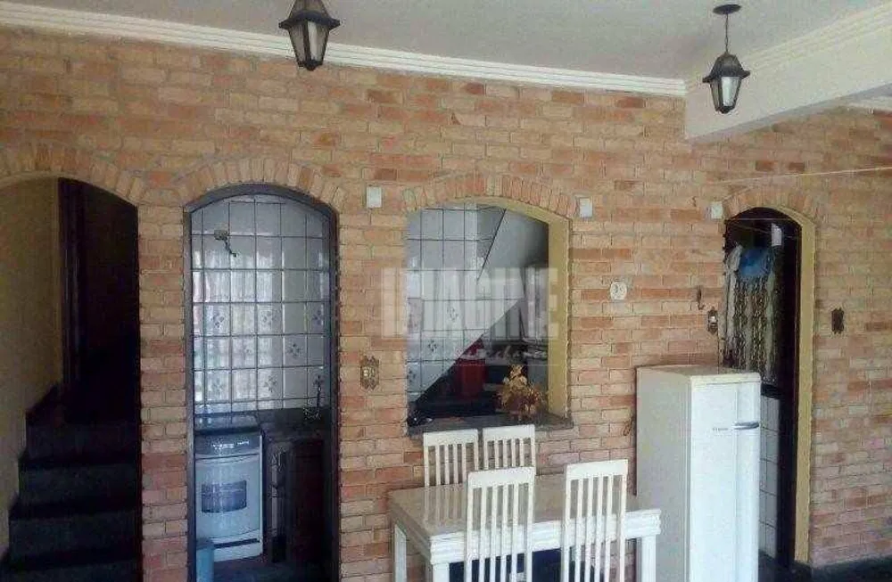 Sobrado, 3 quartos, 420 m² - Foto 2