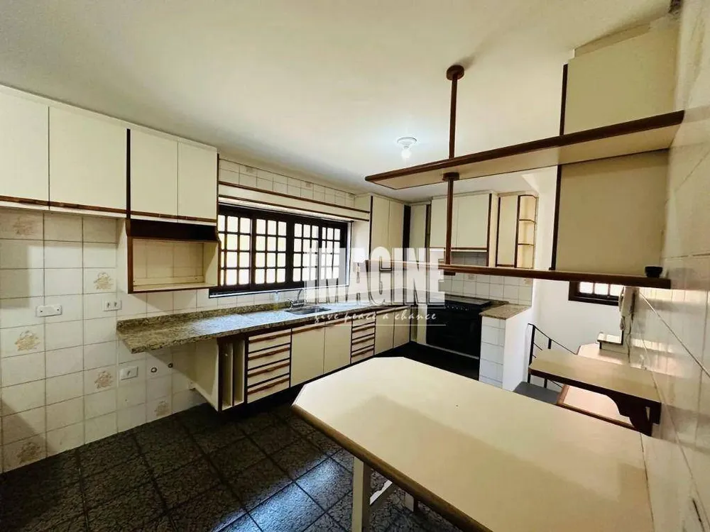 Casa, 4 quartos, 340 m² - Foto 4