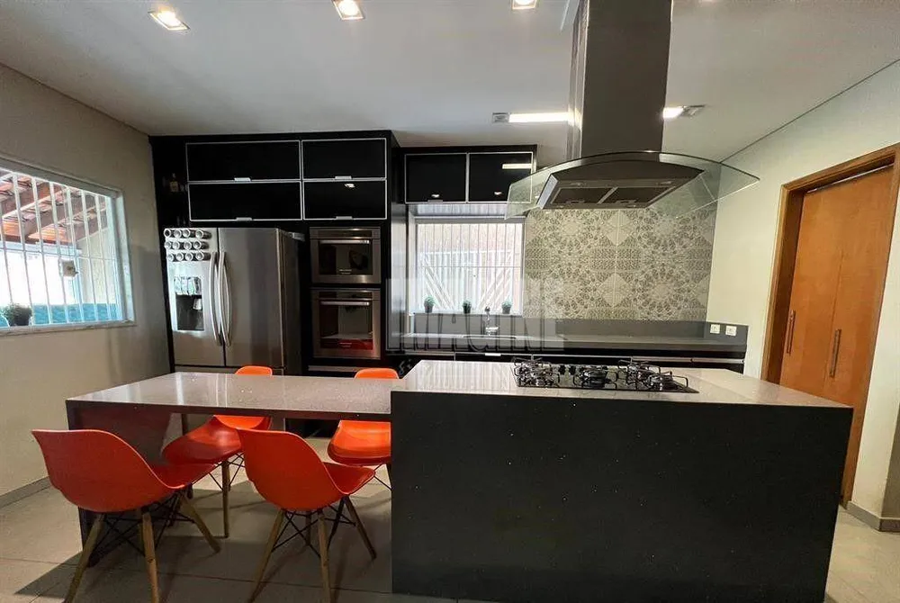 Sobrado, 3 quartos, 272 m² - Foto 9