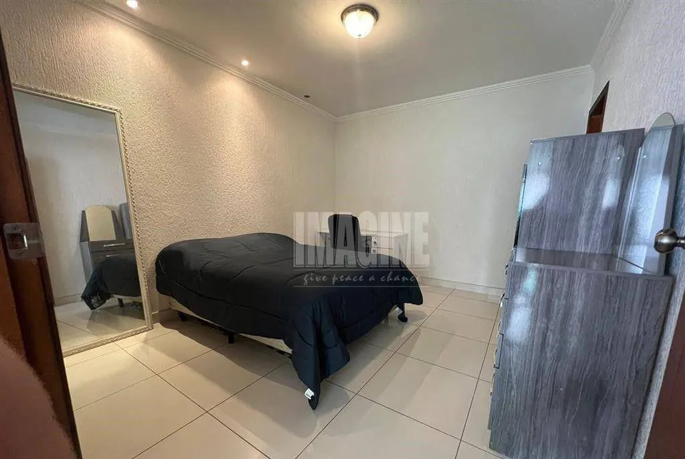 Sobrado, 3 quartos, 272 m² - Foto 2