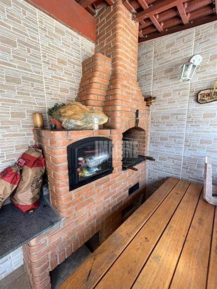 Sobrado, 3 quartos, 200 m² - Foto 1
