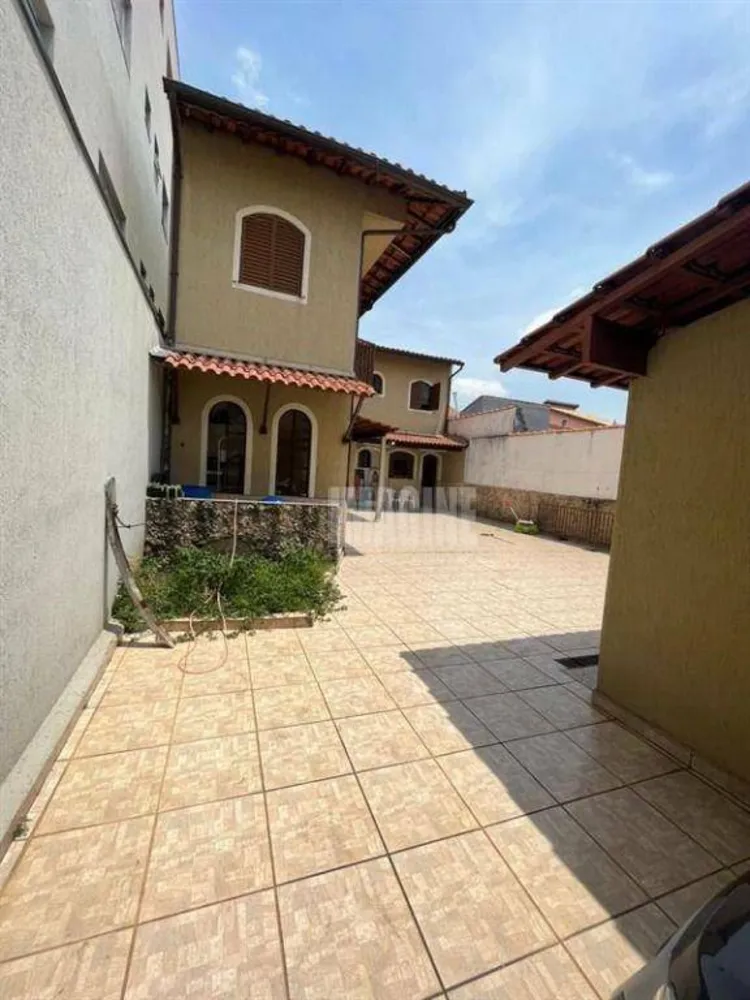 Sobrado, 3 quartos, 200 m² - Foto 2