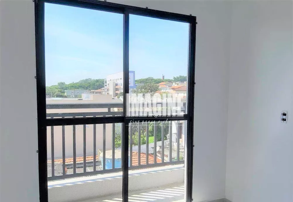 Apartamento à venda com 2 quartos, 44m² - Foto 2