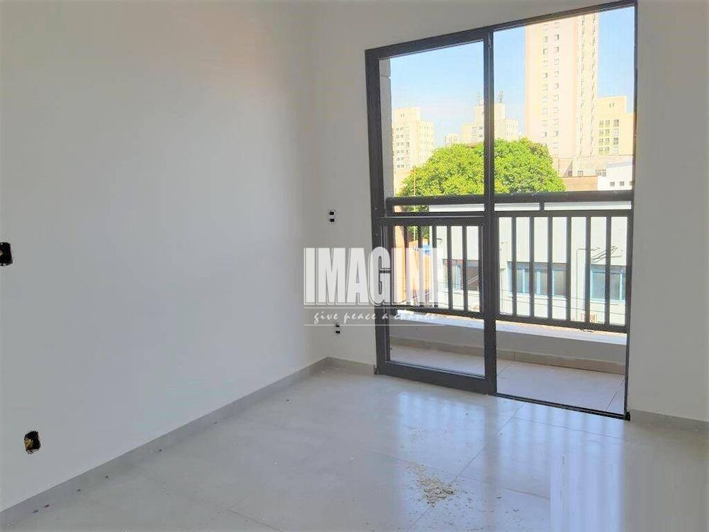 Apartamento à venda com 2 quartos, 44m² - Foto 1