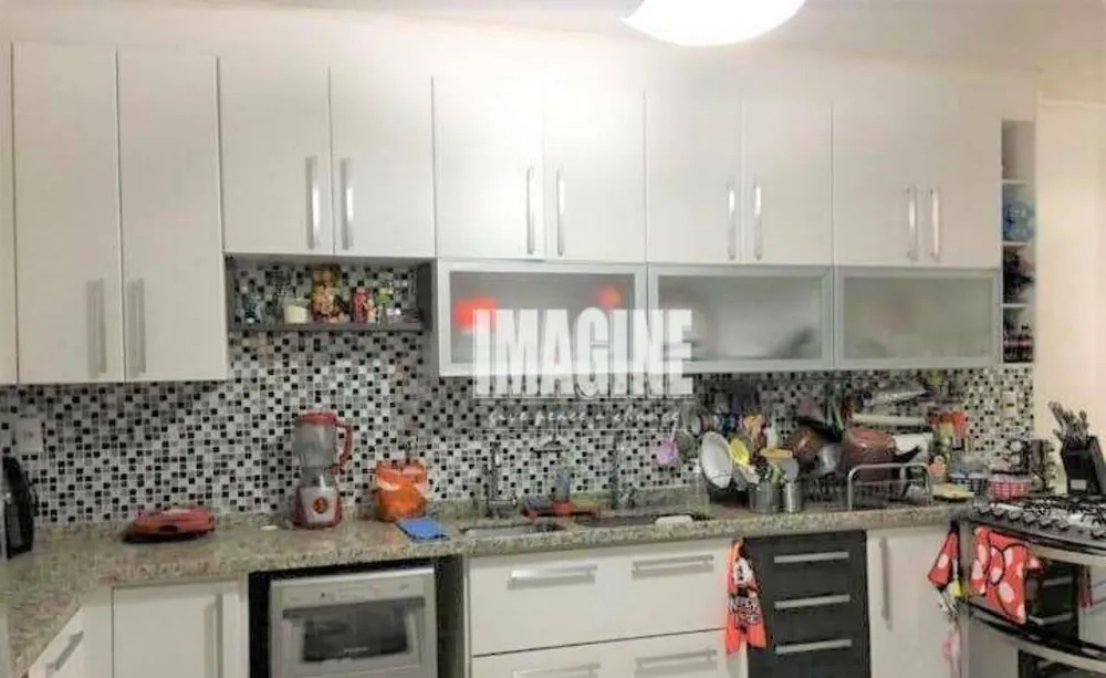 Casa, 4 quartos, 260 m² - Foto 2