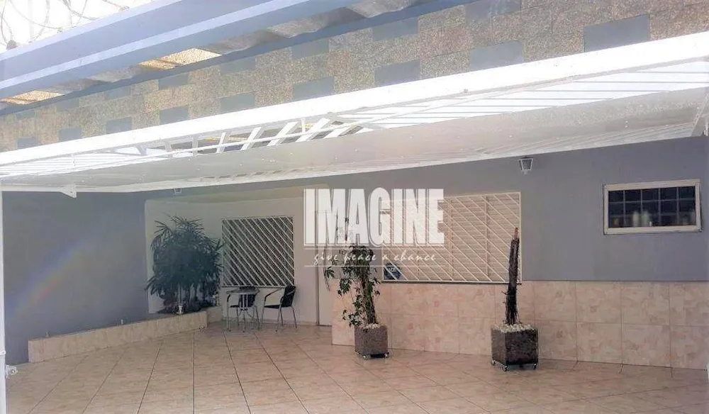 Casa, 4 quartos, 260 m² - Foto 1