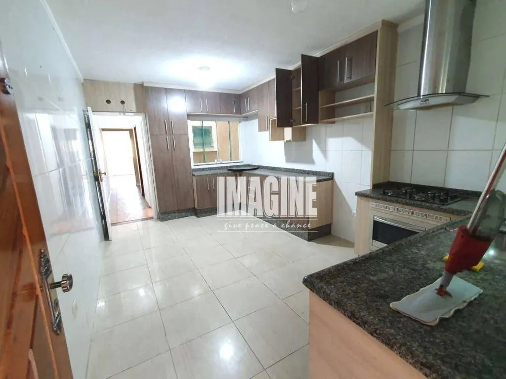 Sobrado, 3 quartos, 142 m² - Foto 2