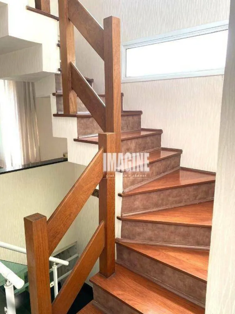 Sobrado, 3 quartos, 250 m² - Foto 8