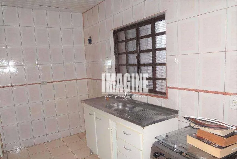 Casa, 2 quartos, 240 m² - Foto 3