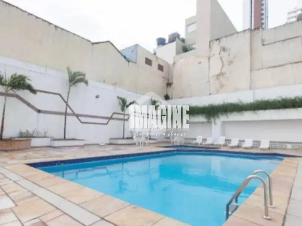 Apartamento, 3 quartos, 210 m² - Foto 1