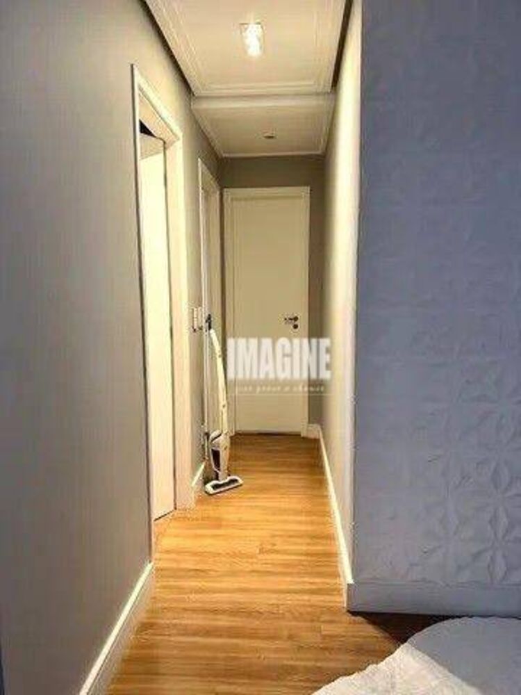 Apartamento à venda com 2 quartos, 66m² - Foto 4