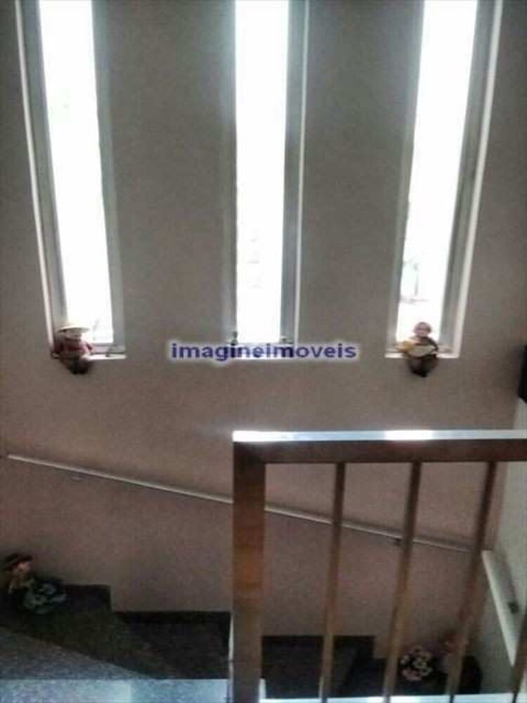 Sobrado, 3 quartos, 249 m² - Foto 2