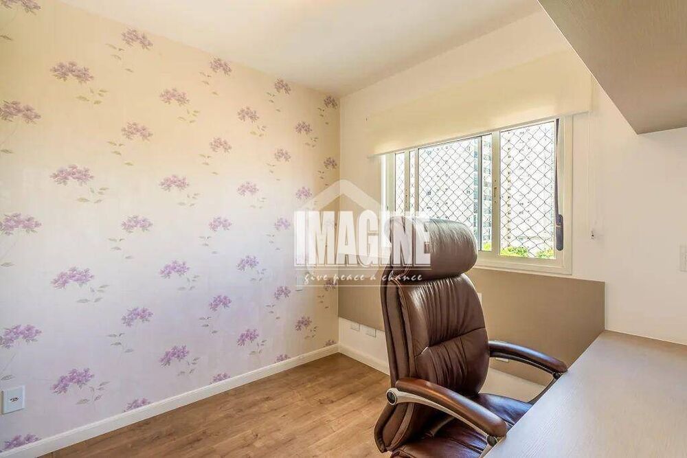 Apartamento à venda com 3 quartos, 130m² - Foto 3