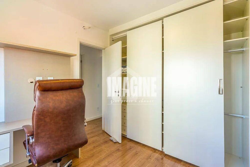 Apartamento à venda com 3 quartos, 130m² - Foto 4