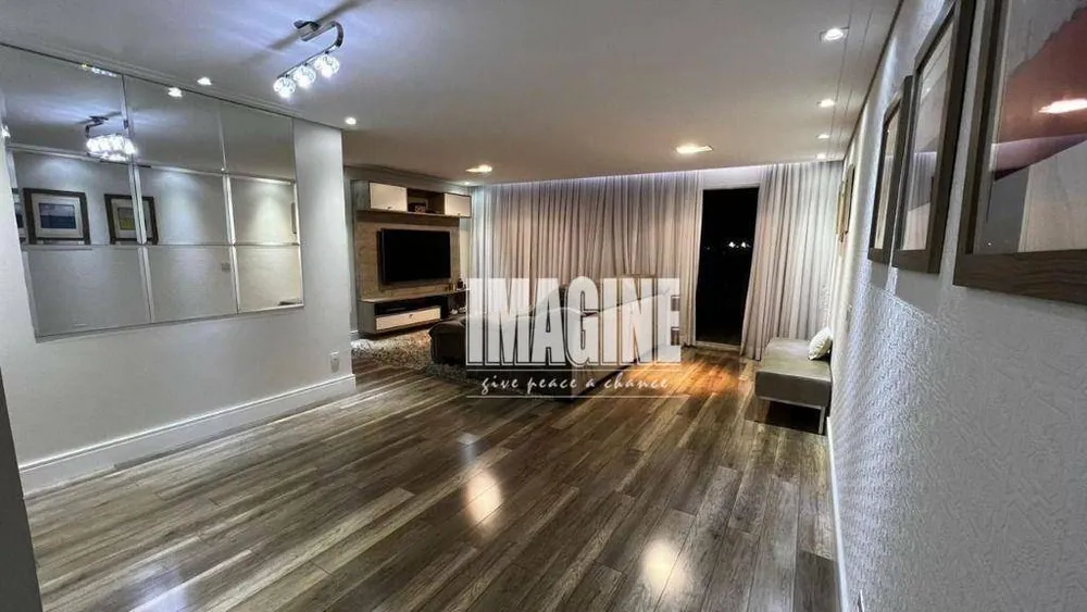 Apartamento, 3 quartos, 124 m² - Foto 1