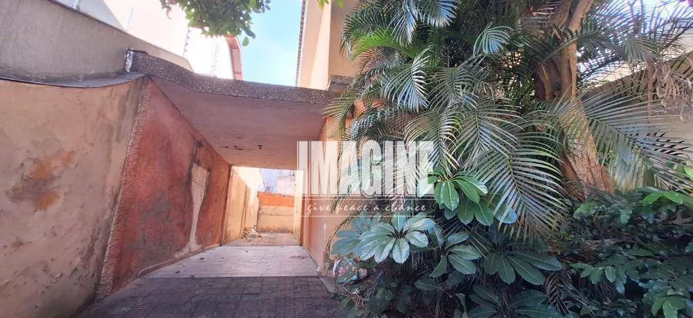 Sobrado, 3 quartos, 200 m² - Foto 1