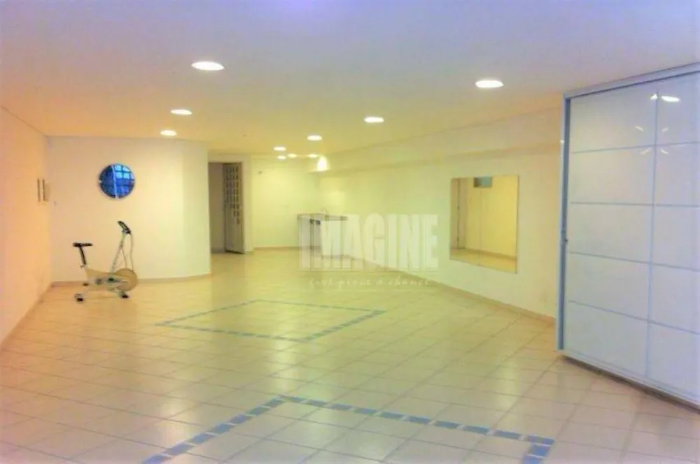 Sobrado, 3 quartos, 330 m² - Foto 1