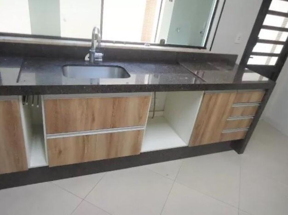 Sobrado à venda com 3 quartos, 240m² - Foto 3
