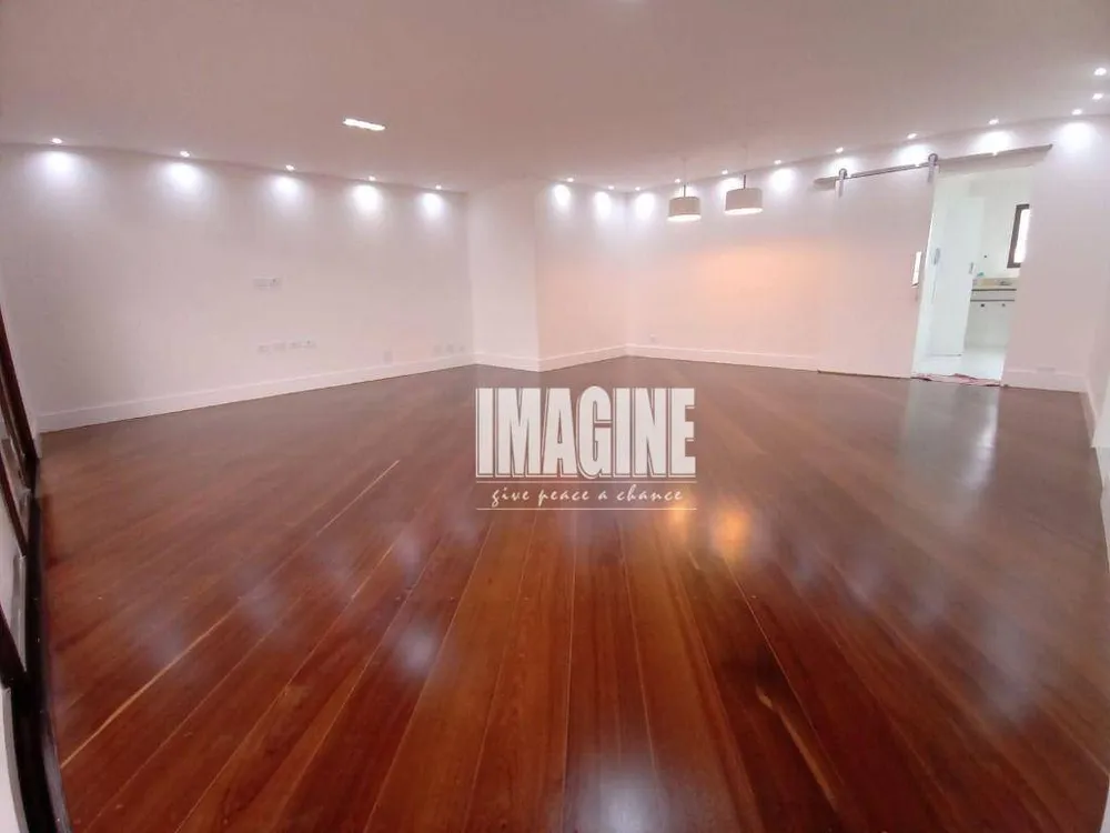 Apartamento, 3 quartos, 180 m² - Foto 1