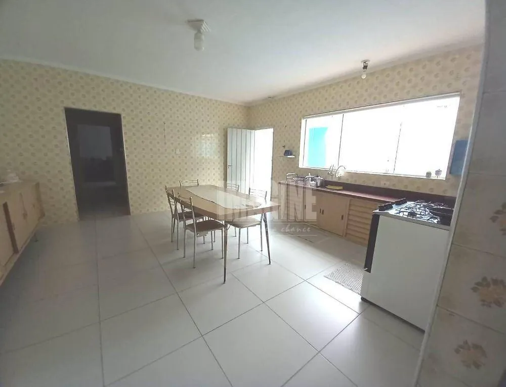 Casa, 3 quartos, 160 m² - Foto 4