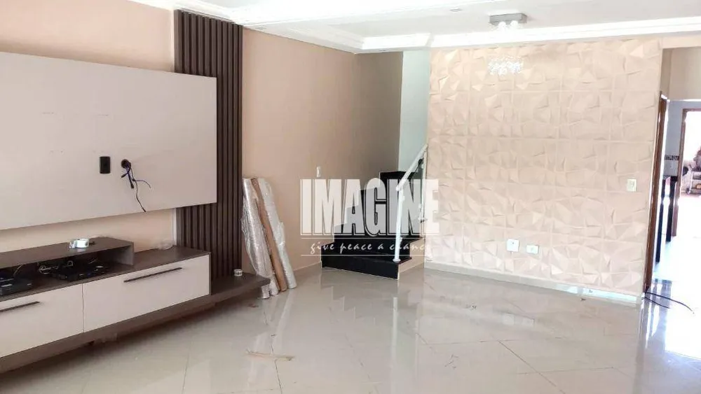 Sobrado, 3 quartos, 163 m² - Foto 1