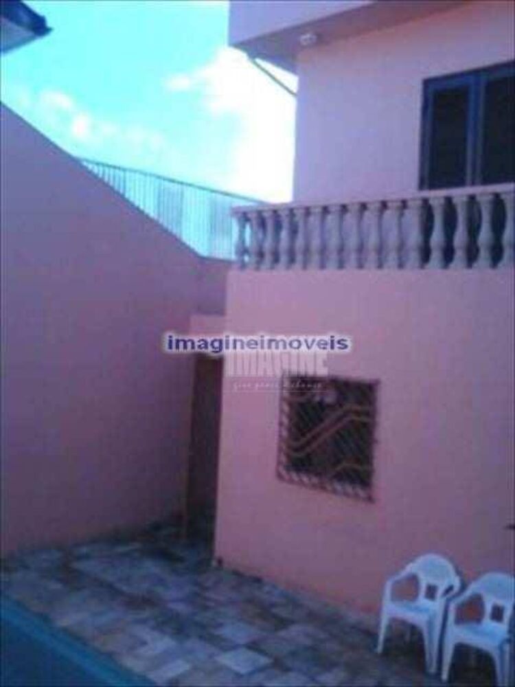 Sobrado, 3 quartos, 200 m² - Foto 1