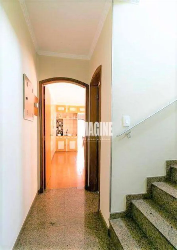 Sobrado, 5 quartos, 182 m² - Foto 2