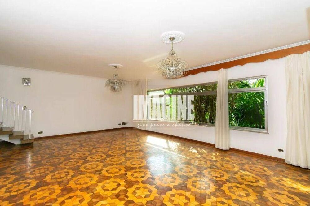 Sobrado, 4 quartos, 450 m² - Foto 1