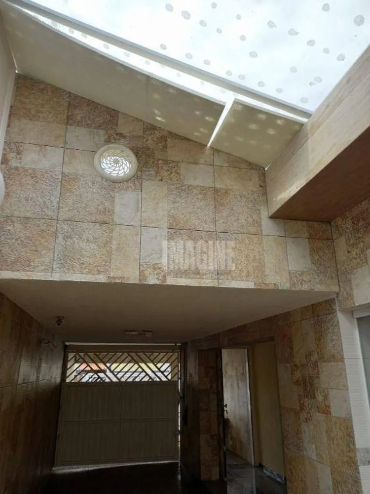 Casa, 3 quartos, 206 m² - Foto 2