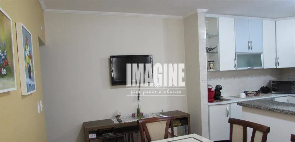 Casa, 3 quartos, 170 m² - Foto 2