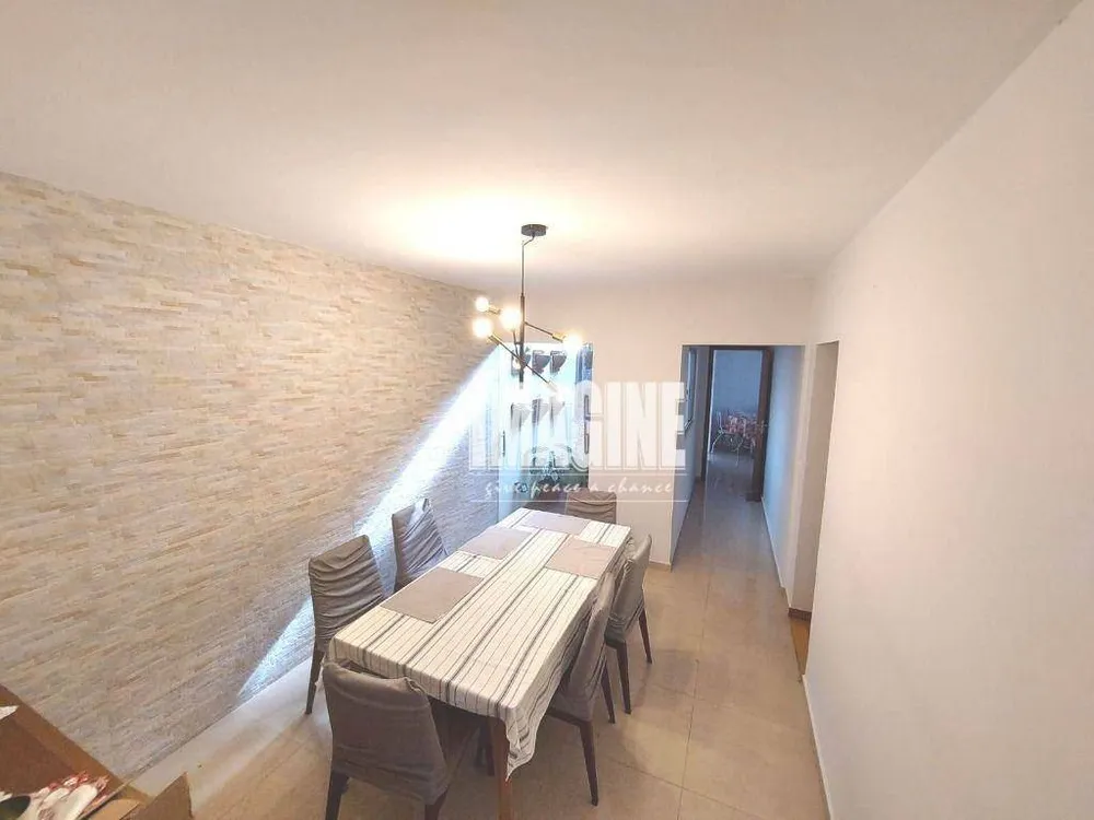 Casa, 3 quartos, 200 m² - Foto 1