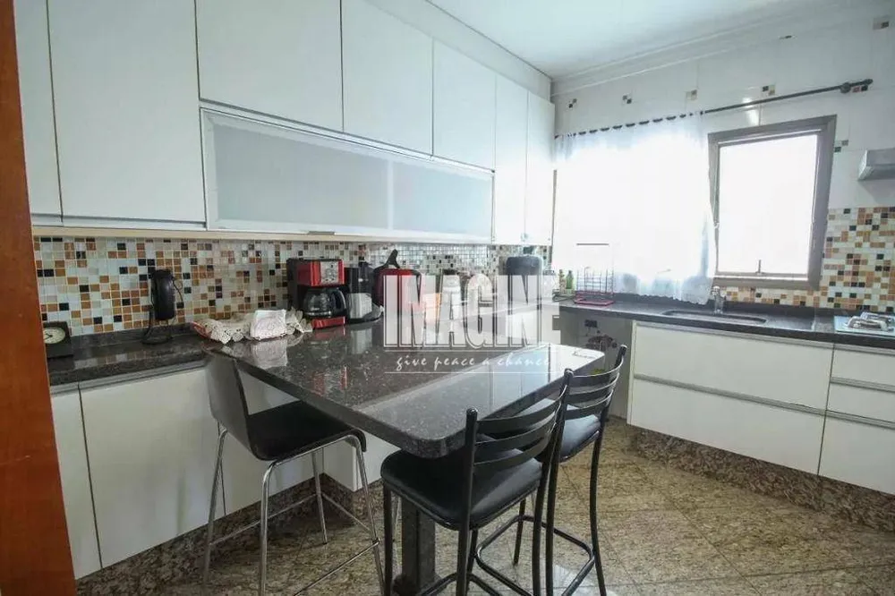 Apartamento, 3 quartos, 135 m² - Foto 4