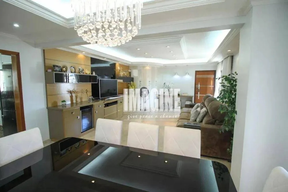 Apartamento, 3 quartos, 135 m² - Foto 1