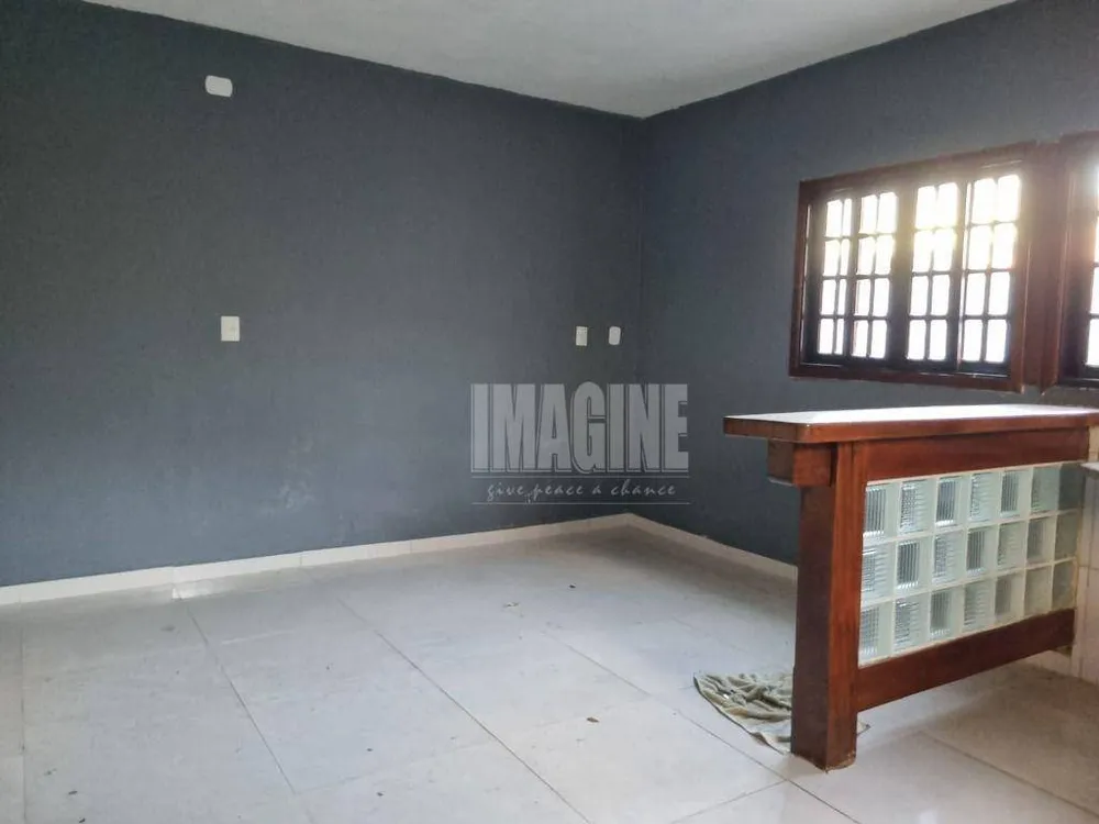 Casa, 3 quartos, 277 m² - Foto 1
