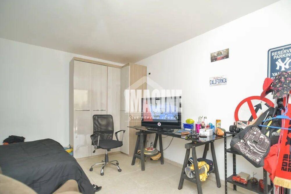 Sobrado à venda com 3 quartos, 200m² - Foto 12