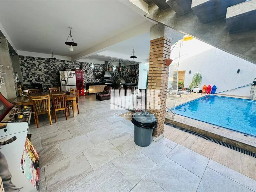 Sobrado, 3 quartos, 226 m² - Foto 6