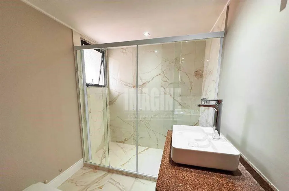 Apartamento, 4 quartos, 195 m² - Foto 2