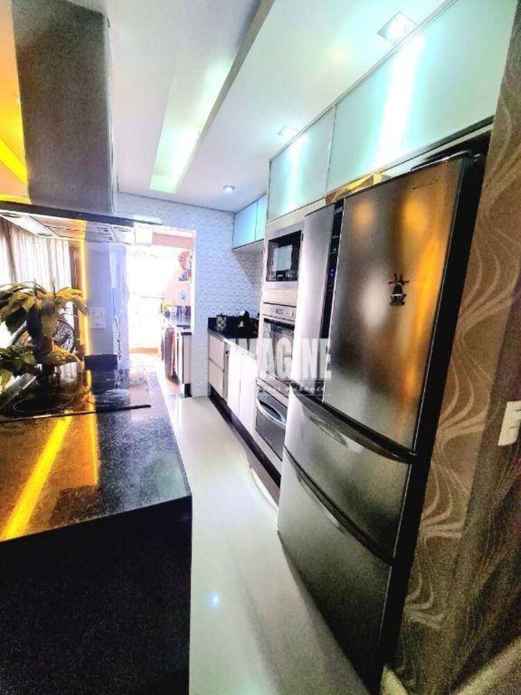 Apartamento, 3 quartos, 70 m² - Foto 2