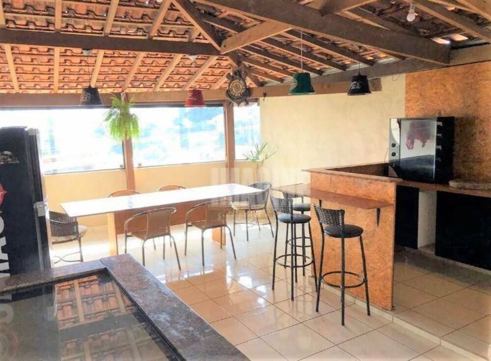 Sobrado, 3 quartos, 234 m² - Foto 1