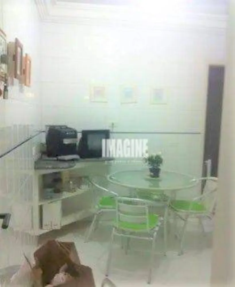 Apartamento, 3 quartos, 130 m² - Foto 1