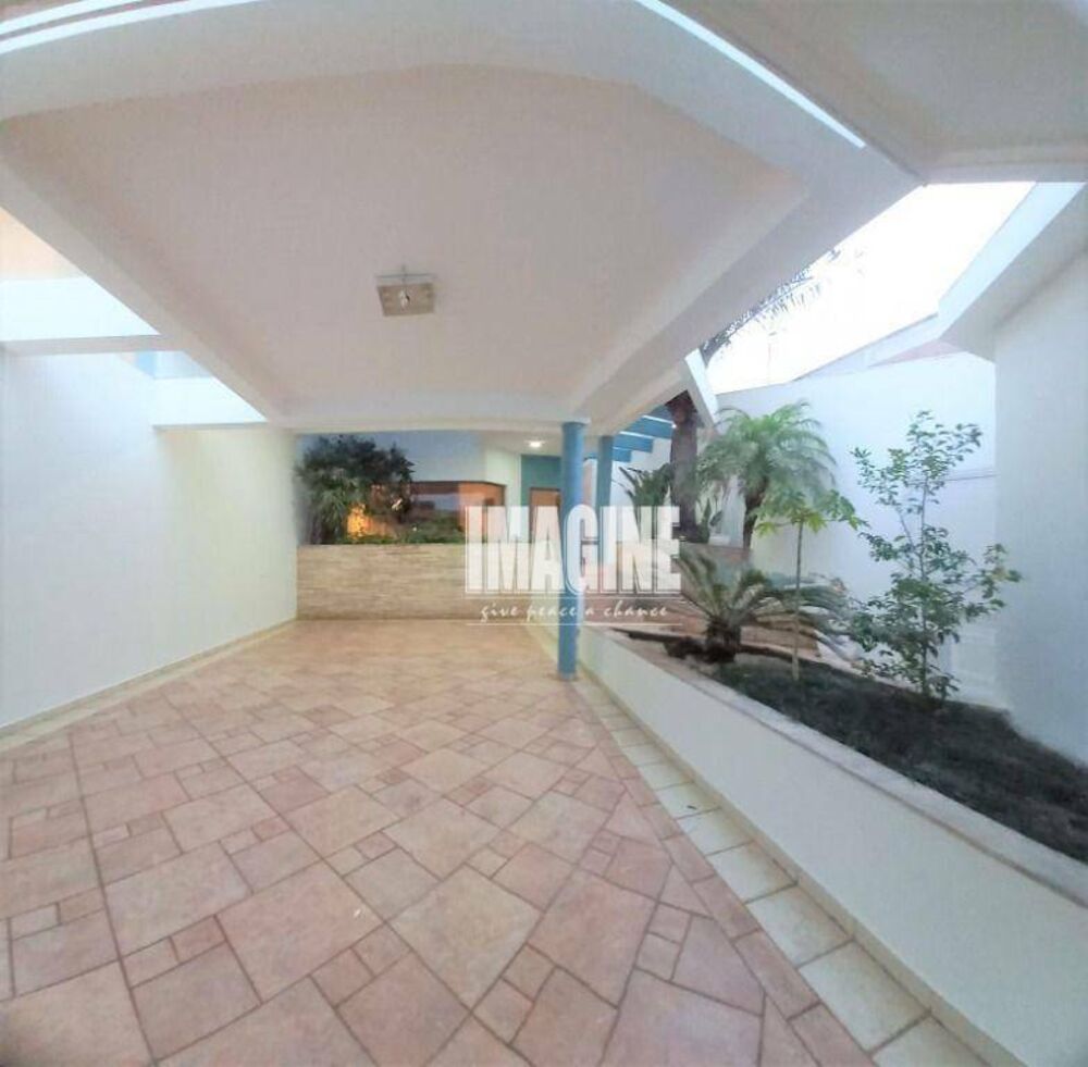 Sobrado, 3 quartos, 354 m² - Foto 2