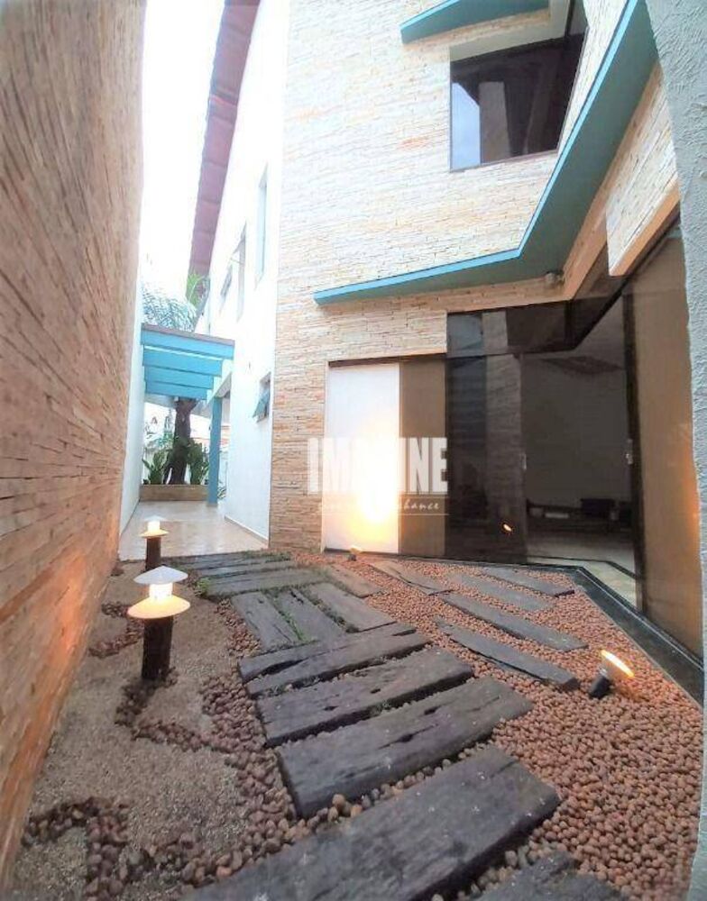 Sobrado, 3 quartos, 354 m² - Foto 12